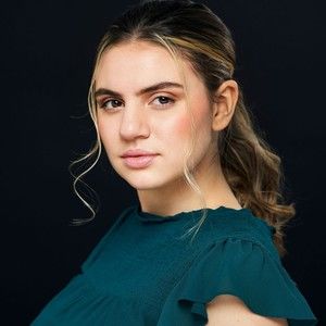 Meet your Posher, Isabella